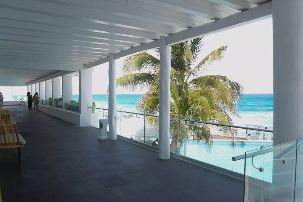 Apartament Estudio 2A Sobre La Playa, Piscina, Gimnasio, Excelente Opcion Cancún