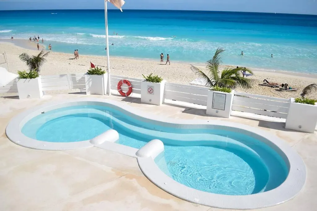 Apartament Estudio 2A Sobre La Playa, Piscina, Gimnasio, Excelente Opcion Cancún