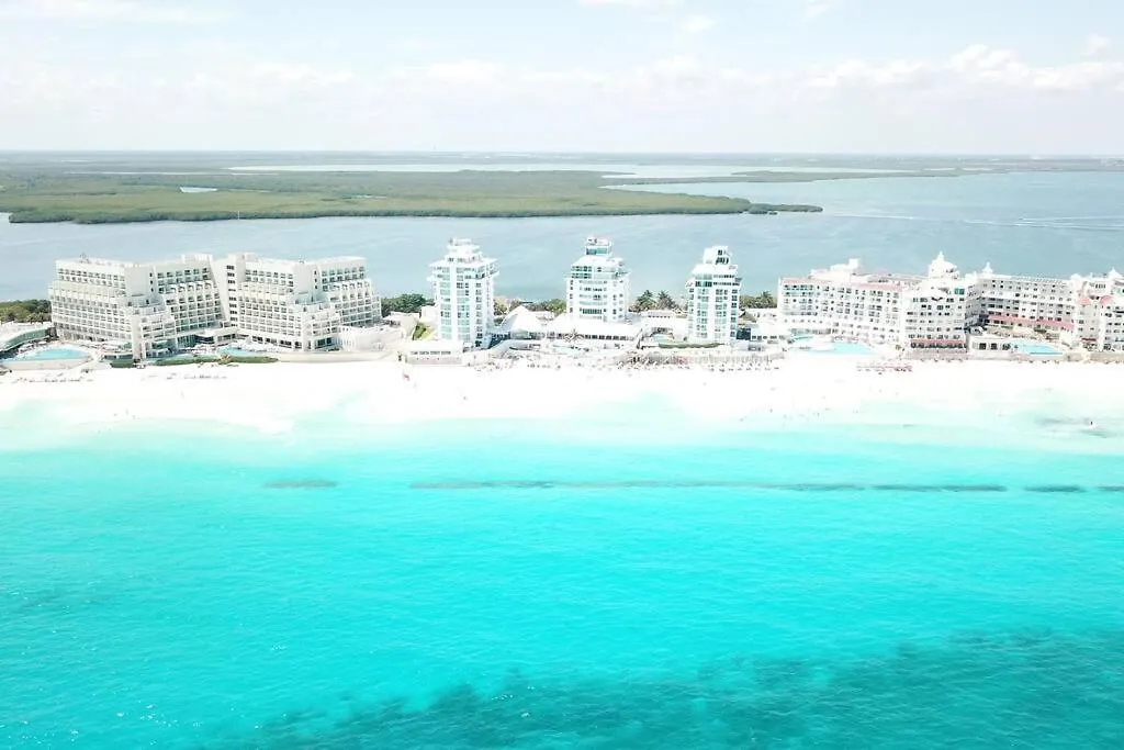 Estudio 2A Sobre La Playa, Piscina, Gimnasio, Excelente Opcion Cancún Apartament